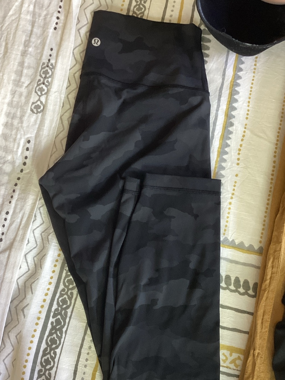 lululemon athletica Wunder Under 25” Black Camo Leggings